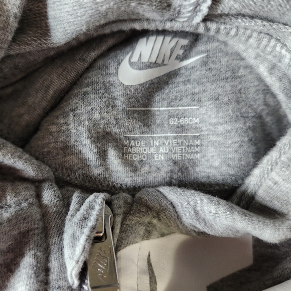 6 Months Nike One Piece Outfit - Picture 4 of 6